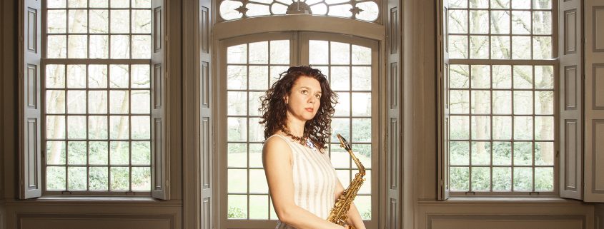 Aubrey Snell, Saxofoniste, Theatermaakster en Regisseuse.